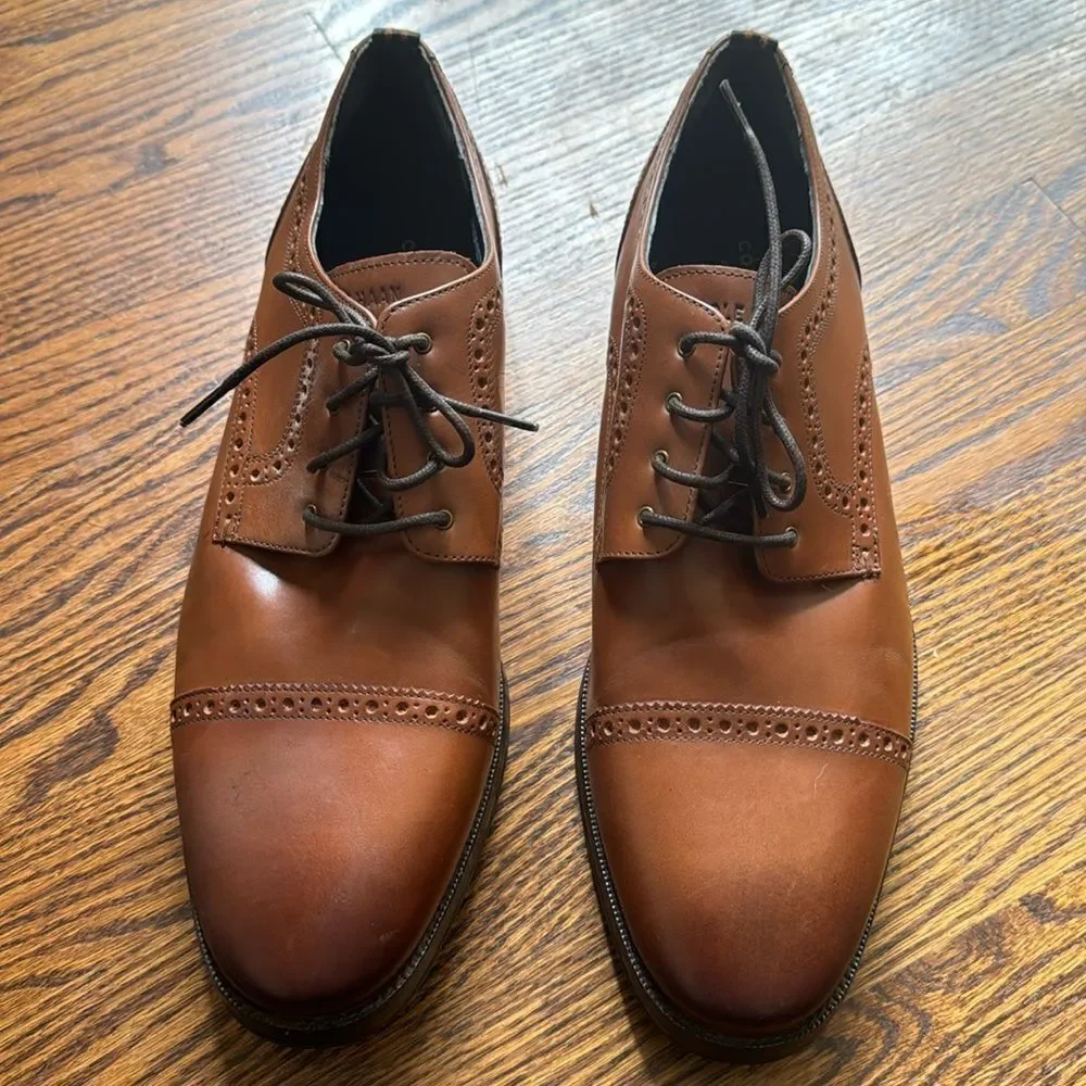 Sawyer Cap Toe Oxford Shoes. Caramel brown. Lace up. Size 10.